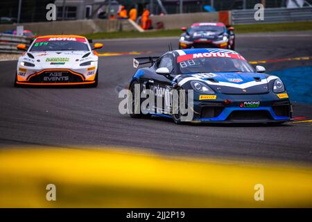 10 PIGUET Julien, VARUTTI Alban, AVR-AVVATAR, Porsche 718 Cayman GT4 RS Clubsport, Aktion während der 5.. Runde der Championnat de France FFSA GT 2022 SRP Speedweek, vom 22. Bis 24. Juli in Spa-Francorchamps, Belgien - Foto Laurent Gayral / DPPI Stockfoto