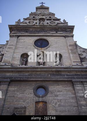 Die Bernardine-Kirche und das Kloster in Lviv, Ukraine, befinden sich in der Altstadt der Stadt. Die Kirche des heiligen Andreas heute die griechisch-katholische Kirche Stockfoto