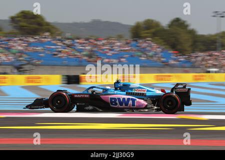 Le Castellet, Frankreich. 22. Juli, 2022. jul 22 2022 Le Castellet, Frankreich - F1 2022 Frankreich GP - freies Praktizieren 1 - Esteban Ocon(FRA) Alpine A522 Quelle: Live Media Publishing Group/Alamy Live News Stockfoto