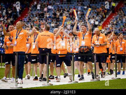 Rotterdam, Niederlande. 22.. Juli 2022. 2022-07-22 20:14:25 ROTTERDAM - Niederländische Athleten während der Eröffnung der World Police & Fire Games, die internationalen Spiele für Feuerwehr, Polizei, Zoll und Gefängnispersonal. ANP SEM VAN DER WAL netherlands Out - belgium Out Credit: ANP/Alamy Live News Stockfoto