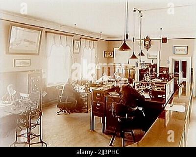 Neue Skofabriks ab Örnen, Büroausstattung mit acht Personen. Stockfoto