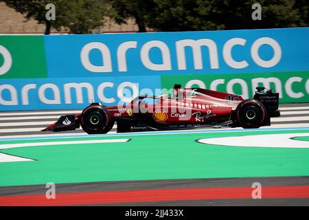 Le Castellet, Frankreich. 22.. Juli 2022. 22.07.2022, Circuit Paul Ricard, Le Castellet, FORMULA 1 LENOVO GRAND PRIX DE FRANCE 2021&#XA; , im Bild&#XA;Charles Leclerc (MCO), Scuderia Ferrari Credit: Live Media Publishing Group/Alamy Live News Stockfoto