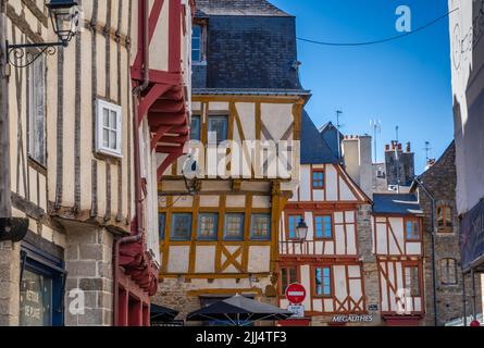 Typische Fachwerkhäuser in der Stadt Vannes, Bretagne Stockfoto