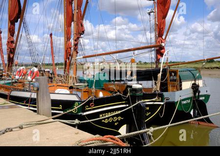 Blick auf die Thames Barges, die am Hythe Quay Maldon festgemacht sind Stockfoto