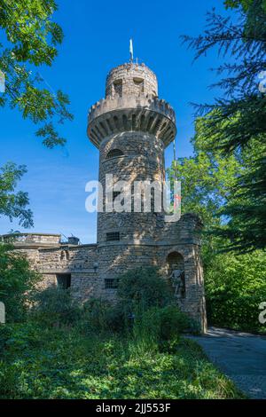 Das barocke Residenzschloss Ludwigsburg aus dem 18.. Jahrhundert, inspiriert vom Schloss Versailles. Gebäude im Märchengarten des Schlossparks. Baden-Wuert Stockfoto