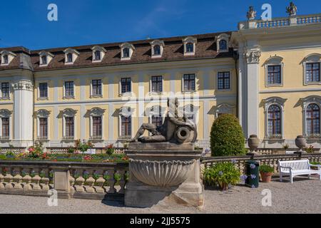 Das barocke Residenzschloss Ludwigsburg aus dem 18.. Jahrhundert, inspiriert vom Schloss Versailles. Blick vom Süden auf das neue Hauptgebäude. Baden-Württemberg, Stockfoto