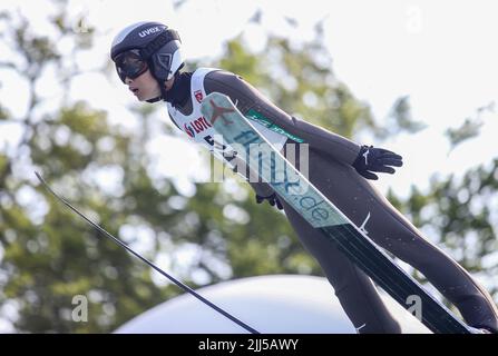 Wisla, Polen. 23.. Juli 2022. Ringo Miyajima beim Einzelwettbewerb des FIS Ski Jumping Summer Grand Prixp in Wisla. Kredit: SOPA Images Limited/Alamy Live Nachrichten Stockfoto