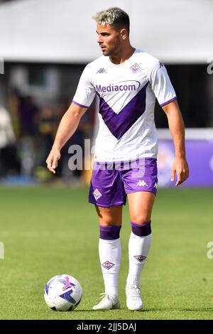 Foto: Daniele Montigiani/LaPresse 22 07 2022 - Moena, Italia Sport amichevole Estiva, AC Fiorentina - AC Trento Nella foto: Riccardo Sottil Foto Daniele Montigiani/LaPresse 22 07 2022 - Moena, Italien Sportvorsaison Sommertestspiel, AC Fiorentina VS AC Trento auf dem Foto: Riccardo Sottil Stockfoto