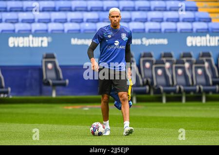 Jon Russell #5 von Huddersfield Town während der Aufwärmphase vor dem Spiel Stockfoto