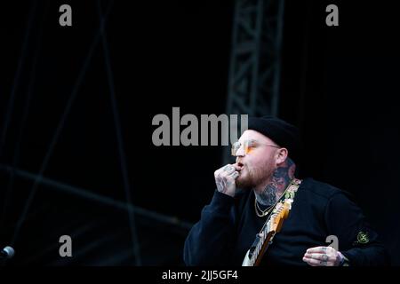 Sheffield, Großbritannien. 23.. Juli 2022. Thom Rylance von den Lotteriegewinnerinnen in Sheffield, Großbritannien am 7/23/2022. (Foto von Ben Early/News Images/Sipa USA) Quelle: SIPA USA/Alamy Live News Stockfoto