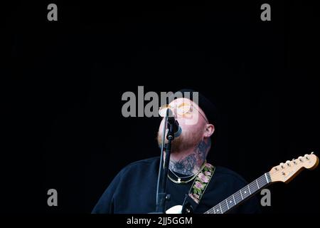 Sheffield, Großbritannien. 23.. Juli 2022. Thom Rylance von den Lotteriegewinnerinnen in Sheffield, Großbritannien am 7/23/2022. (Foto von Ben Early/News Images/Sipa USA) Quelle: SIPA USA/Alamy Live News Stockfoto