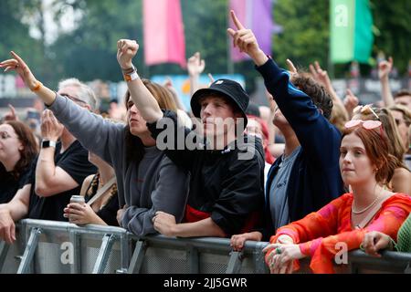 Sheffield, Großbritannien. 23.. Juli 2022. Fans der Lotteriegewinne in Sheffield, Großbritannien am 7/23/2022. (Foto von Ben Early/News Images/Sipa USA) Quelle: SIPA USA/Alamy Live News Stockfoto