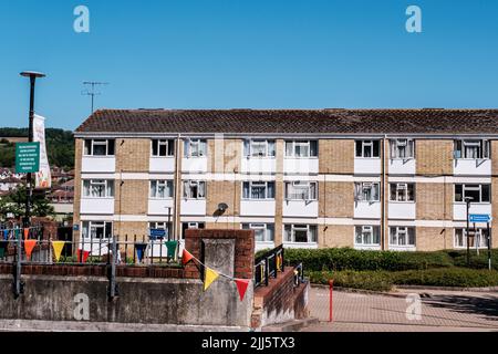 Dorking Surrey Hills Großbritannien, Juli 10 2022, Block of Residential Apartments or Flats Stockfoto
