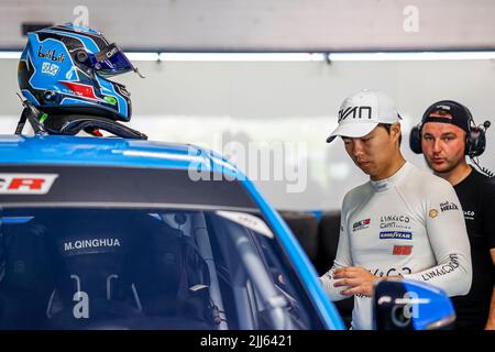 QING HUA Ma (CHN), Cyan Racing Lynk & Co, Lynk & Co 03 TCR, Portrait während des WTCR - Race of Italy 2022, 6. Runde des FIA World Touring Car Cup 2022, auf dem Autodromo Vallelunga Piero Taruffi vom 22. Bis 24. Juli in Campagnano di Roma, Italien - Foto Grégory Lenormand / DPPI Stockfoto