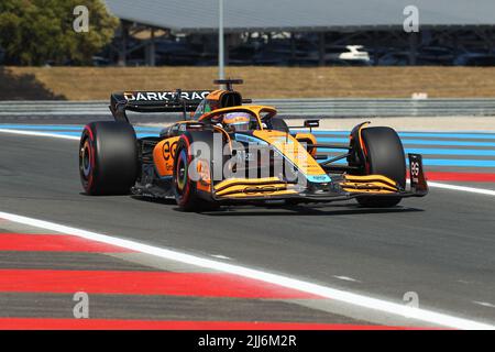 Le Castellet, Frankreich. 23.. Juli 2022. LE CASTELLET, FRANKREICH, Circuit Paul Ricard; # 3, Daniel RICCIARDO, AUS, McLaren F1 Team, MCL35M, Mercedes-Motor, Credit: SPP Sport Press Photo. /Alamy Live News Stockfoto