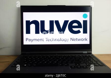 KONSKIE, POLEN - 22. Juli 2022: Nuvei Global Payment Technology Company Logo auf dem Laptop-Bildschirm angezeigt Stockfoto