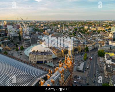 Luftaufnahme Kings Cross und St Pancras Bahnhof Longon UK Stockfoto