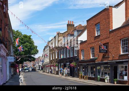 Im Sommer die High Street in Eton, in der südöstlichen Grafschaft von England Stockfoto