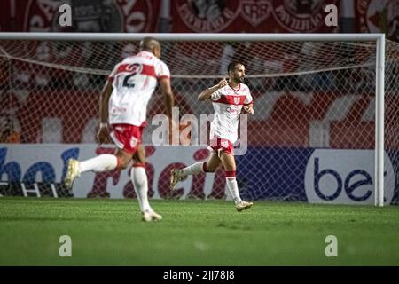 Maceio, Brasilien. 23.. Juli 2022. AL - Maceio - 07/23/2022 - BRASILIANISCHER B 2022, CRB X NOVO HORIZONTINO - Rafael Longuine Spieler von Novorizontino feiert sein Tor während eines Spiels gegen CRB im Rei Pele Stadion für die brasilianische Meisterschaft B 2022. Foto: Celio Junior/AGIF/Sipa USA Quelle: SIPA USA/Alamy Live News Stockfoto