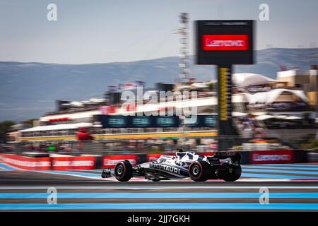 10 GASLY Pierre (Fra), Scuderia AlphaTauri AT03, Aktion während der Formel 1 Lenovo Grand Prix de France, Französischer Grand Prix 2022, 12. Runde der FIA Formel 1 Weltmeisterschaft 2022 vom 22. Bis 24. Juli 2022 auf dem Circuit Paul Ricard, in Le Castellet, Frankreich - Foto: Antonin Vincent/Dppi/DPPI/LiveMedia Stockfoto