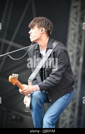 23. Juli 2022, Sheffield, South Yorkshire, USA: Inhaler Performing at Tramlines Festival , Großbritannien , 23.07.2022 (Bildquelle: © Robin Burns/ZUMA Press Wire) Stockfoto