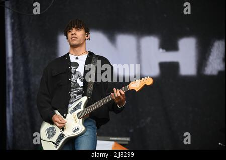 23. Juli 2022, Sheffield, South Yorkshire, USA: Inhaler Performing at Tramlines Festival , Großbritannien , 23.07.2022 (Bildquelle: © Robin Burns/ZUMA Press Wire) Stockfoto