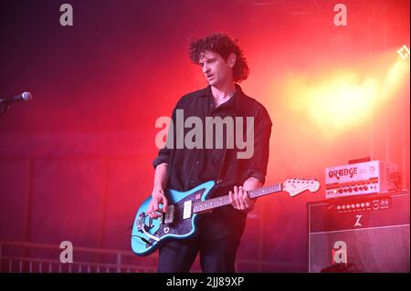 23. Juli 2022, Sheffield, South Yorkshire, USA: October Drift Performing at Tramlines Festival , Großbritannien , 23.07.2022 (Bild: © Robin Burns/ZUMA Press Wire) Stockfoto