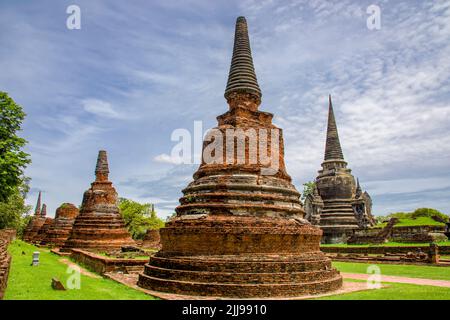 Der Prang im Wat Phra Si Sanphet, was soviel wie „Tempel des Heiligen, Splendid Omniscient“ bedeutet, war der heiligste Tempel in Ayutthaya Thailand. Stockfoto