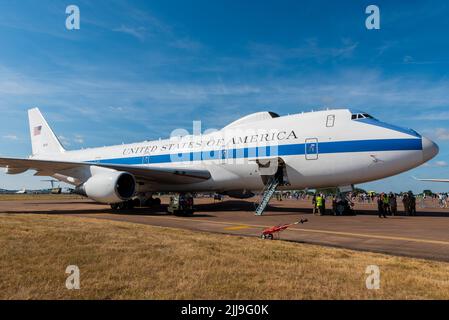 Boeing E-4B Nachtwatch Airborne Command Postflugzeug auf der Royal International Air Tattoo Airshow, RAF Fairford, Gloucestershire, Großbritannien. Weltuntergangsflugzeug Stockfoto