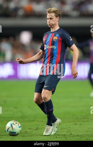 LAS VEGAS, NV - 23. JULI: Frenkie de Jong von F.C Barcelona spielt am 23. Juli 2022 in Las Vegas, NV, während der Soccer Champions Tour zwischen Real Madrid und F.C Barcelona. (Foto von Louis Grasse/PxImages) Stockfoto