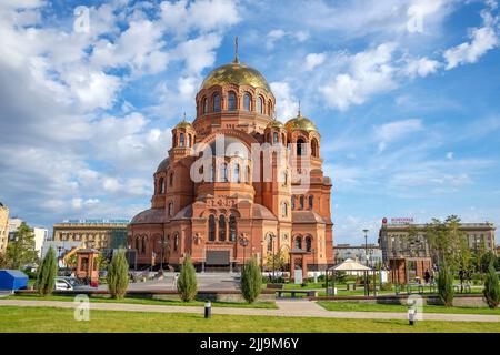 WOLGOGRAD, RUSSLAND - 19. SEPTEMBER 2021: In der Alexander-Newski-Kathedrale. Wolgograd Stockfoto