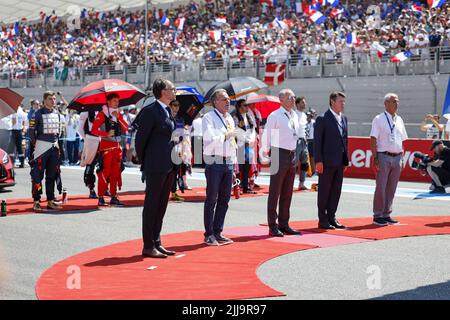 Le Castellet, Frankreich - 24/07/2022, Le Castellet, Frankreich - 24/07/2022, Deschaux Nicolas, FFSA-Präsident mit Estrosi Christian, Bürgermeister von Nizza, Domenicali Stefano (ita), Vorsitzender und CEO der Formel 1 Group FOG, Falco Hubert, Bürgermeister von Toulon und Muselier Renaud, Präsident der Region PACA während des Formel 1 Lenovo Grand Prix de France, Grand Prix von Frankreich 2022, 12. Lauf der FIA Formel-1-Weltmeisterschaft 2022 vom 22. Bis 24. Juli 2022 auf dem Circuit Paul Ricard in Le Castellet, Frankreich - Foto: Julien Delfosse / Dppi/DPPI/LiveMedia Stockfoto