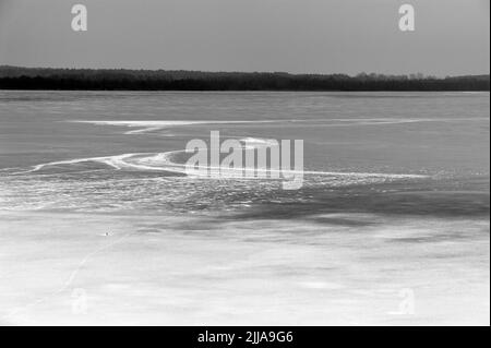 Winterlandschaft in Steinhude am Meer.Schneelandschaft in Steinhude am Meer, Deutschland Stockfoto