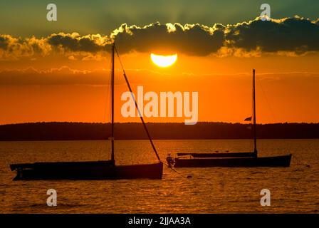 Sonnenuntergang am Steinhude am Meer Stockfoto