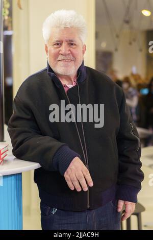 Pedro Almodovar während der Präsentation des Drehbuchs 'Madres Paralelas' in Madrid, 23. November 2021 Spanien Featuring: Pedro Almodovar wo: Madrid, Spanien Wann: 23 Nov 2021 Credit: Oscar Gonzalez/WENN Stockfoto