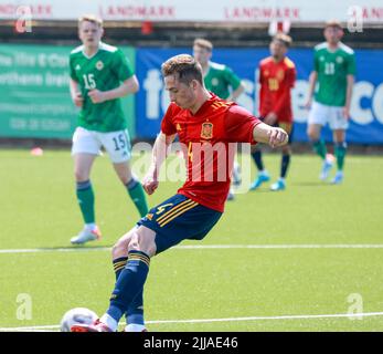 Inver Park, Larne, County Antrim, Nordirland, Großbritannien. 03. Juni 2022. UEFA 2023 Under21 Championship Qualifier - Gruppe C - Nordirland 0 Spanien 6. Spanien U21-Spieler Jon Pacheco Spanien (4) Stockfoto