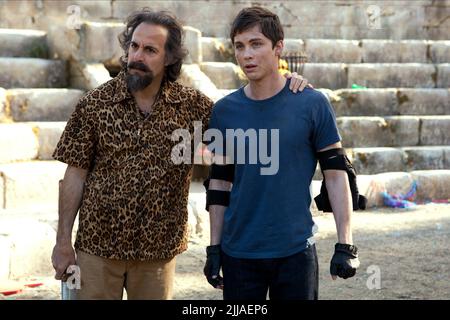 STANLEY TUCCI, Logan Lerman, Percy Jackson: das Meer der Monster, 2013 Stockfoto