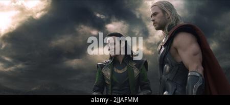 TOM HIDDLESTON, CHRIS HEMSWORTH, THOR: die dunkle Welt, 2013 Stockfoto