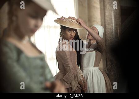 GUGU MBATHA - Roh-, BELLE, 2013 Stockfoto