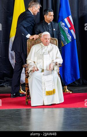 Edmonton, Kanada. 24.. Juli 2022. Seine Heiligkeit Papst Franziskus kommt nach Kanada. Kredit: SOPA Images Limited/Alamy Live Nachrichten Stockfoto