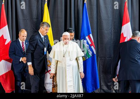 Edmonton, Kanada. 24.. Juli 2022. Seine Heiligkeit Papst Franziskus kommt nach Kanada. (Foto von Ron Palmer/SOPA Images/Sipa USA) Quelle: SIPA USA/Alamy Live News Stockfoto