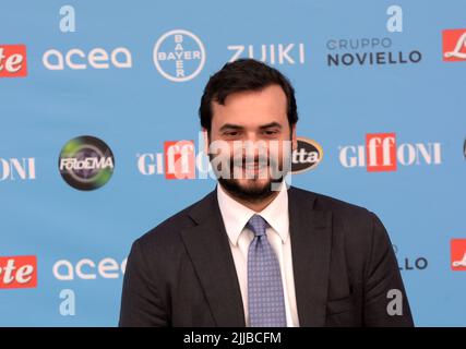 Giffoni Valle Piana, Italien. 24.. Juli 2022. Carlo Sibilia beim Giffoni Film Festival 2022 in Giffoni Valle Piana. (Foto von Giovanni Lemba/Pacific Press) Quelle: Pacific Press Media Production Corp./Alamy Live News Stockfoto