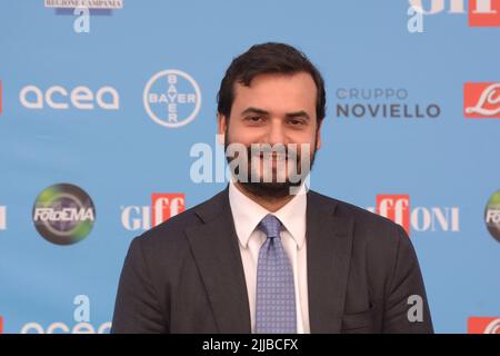 Giffoni Valle Piana, Italien. 24.. Juli 2022. Carlo Sibilia beim Giffoni Film Festival 2022 in Giffoni Valle Piana. (Foto von Giovanni Lemba/Pacific Press) Quelle: Pacific Press Media Production Corp./Alamy Live News Stockfoto