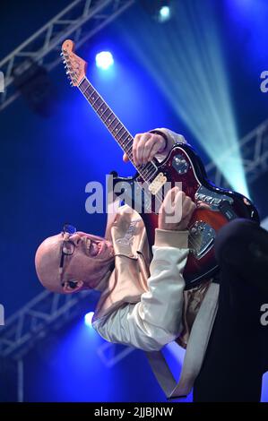 24. Juli 2022, Sheffield, South Yorkshire, USA: Elvana Performing at Tramlines Festival , Großbritannien , 24.07.2022 (Bildquelle: © Robin Burns/ZUMA Press Wire) Stockfoto