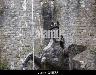 Blick auf den Pegasus-Brunnen am Eingang zu den Renaissance-Gärten der Villa Lante, Bagnaia, Provinz Viterbo. Stockfoto