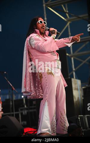 24. Juli 2022, Sheffield, South Yorkshire, USA: Elvana Performing at Tramlines Festival , Großbritannien , 24.07.2022 (Bildquelle: © Robin Burns/ZUMA Press Wire) Stockfoto