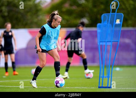 Englands Georgia Stanway während einer Trainingseinheit im Lensbury Resort, Teddington. Bilddatum: Montag, 25. Juli 2022. Stockfoto