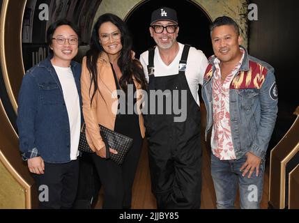 Los Angeles, USA. 25.. Juli 2022. (L-R) Jimmy O. Yang, Tia Carrere Jo Koy und Dante Basco bei der GOLD Open VIP Sunday Screening am 25. Juli 2022 im TCL Chinese Theatre in Hollywood, CA. (Foto: Sthanlee B. Mirador/Sipa USA) Quelle: SIPA USA/Alamy Live News Stockfoto