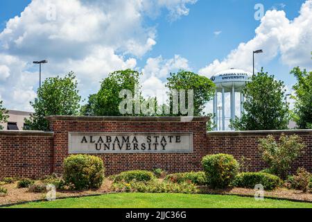 Montgomery, Alabama, USA - 4. Juli 2022: Die Alabama State University ist eine öffentliche, historisch schwarze Universität in der Stadt Montgomery, Alabama. Foundde Stockfoto