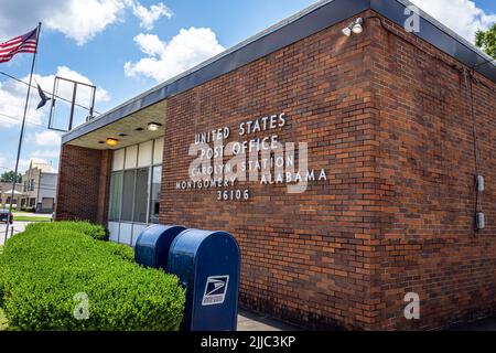 Montgomery, Alabama, USA - 4. Juli 2022: Postgebäude der Vereinigten Staaten in der Innenstadt von Montgomey, Alabama. Stockfoto